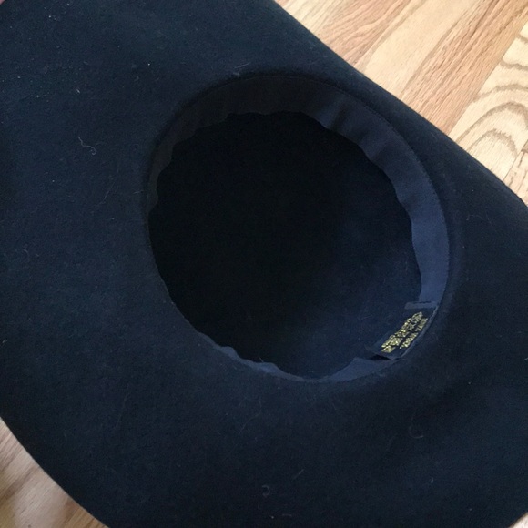 Artsy Black Floppy Hat - Picture 4 of 4